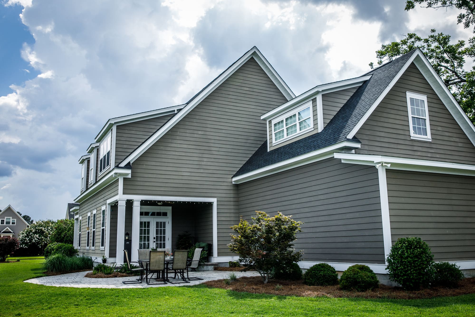Vinyl Siding Colors: How They Can Enhance The Appearance Of Your Home
